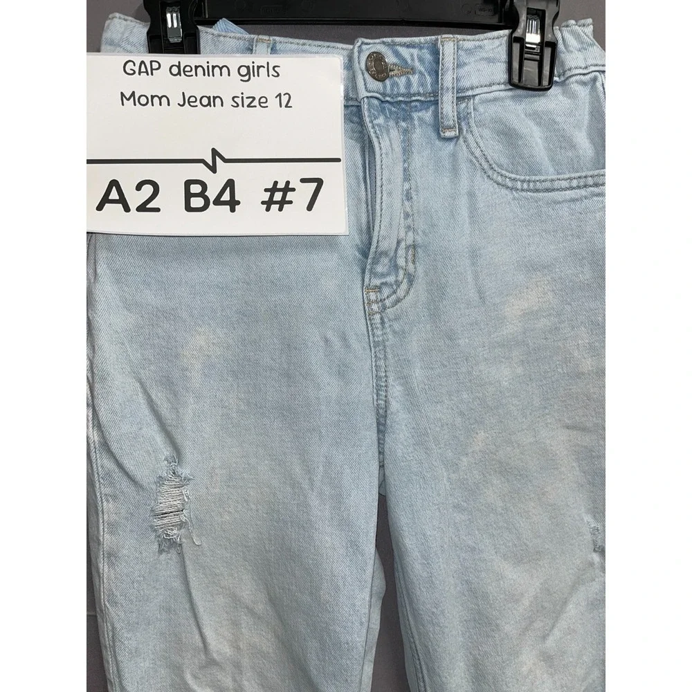 Gap‎ Denim Mom Jeans Girls 12 Blue Light Wash Skinny Leg Distressed Outdoor
